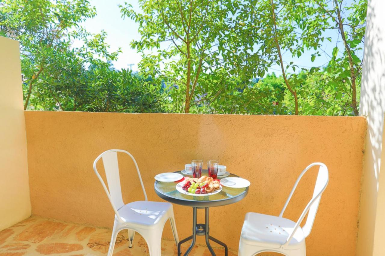Senses Suites Δασιά Εξωτερικό φωτογραφία